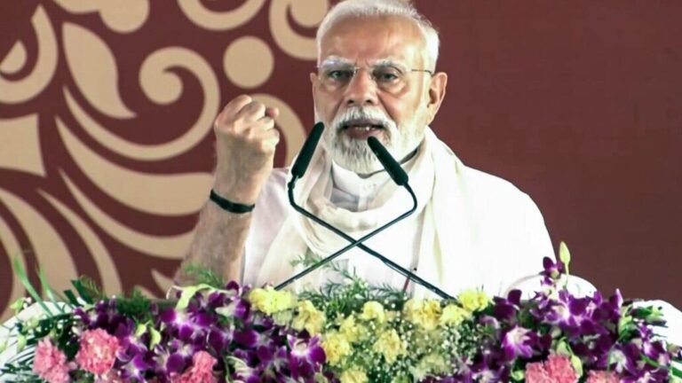 PM modi refutes Jibe Donald Trump ‘Dead Economy’, says “India will happen …” | Tech Word News