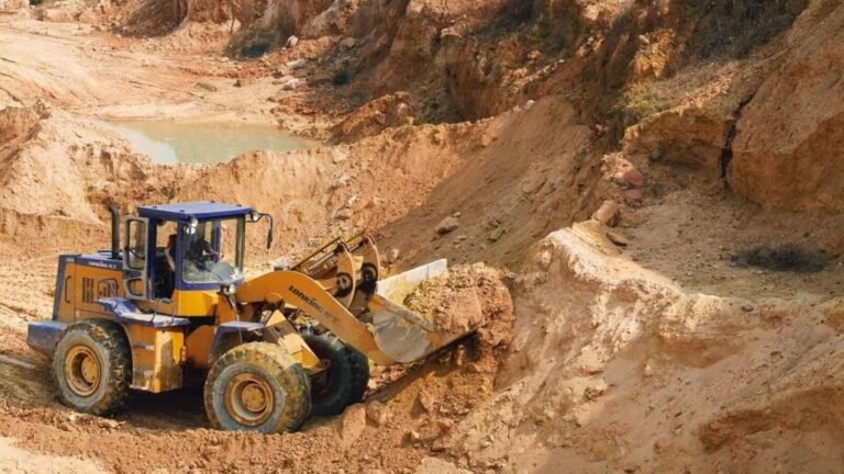 The Arab Sea is calling and this time for rare soils
