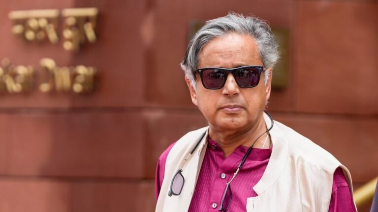 “Why be so contact”: The Supreme Court expands relief to Shashi Tharoor in the case of “Scorpion on Shivling” | Tech Word News