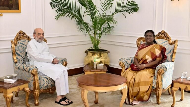 After PM modi, Amit Shah meets President Murmu