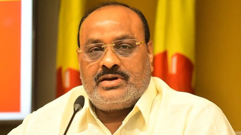 Minister of Agriculture Andhra Pradesh Atchannaid provides continuous fertilizer supplies for farmers for kharif