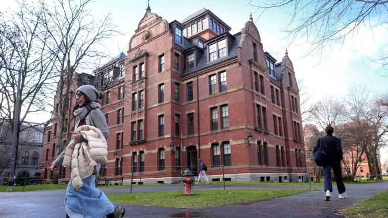 Harvard scientists warn against lost breakthroughs when Trump stops $ 2.6 B $ in research financing Tech Word News