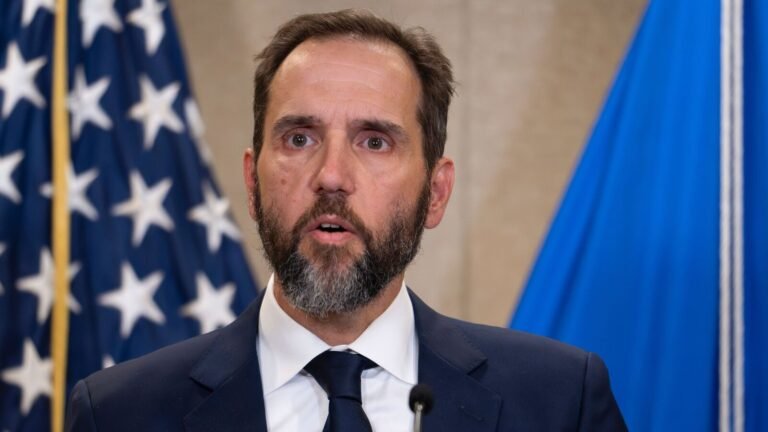 Jack Smith, a former special advice from the Federal Investigation for alleged political bias in the cases of Doland Trump | Tech Word News