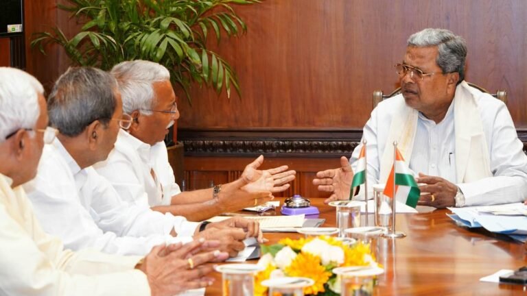 CM tells the police chief to intervene against the black marketing of fertilizers