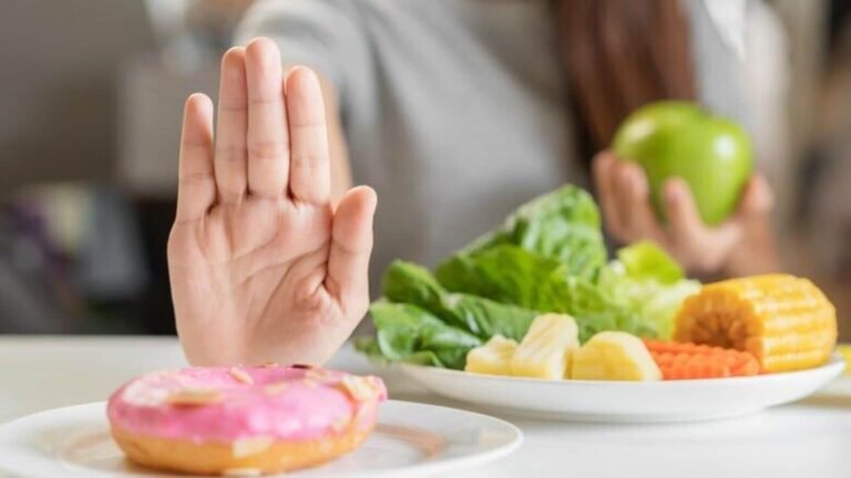 A woman loses 35 kg in just 7 months, suggests 10 foods to prevent – check the complete list | Tech Word News