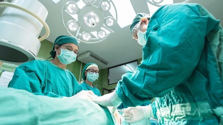 Father in the ICU: The son remains within us for an agreement on millions of dollars; A friend says “His American dream matters more” Tech Word News