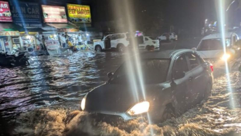 Grulogram roads flooded after heavy rains, reported an energy outage; Massive traffic on the Delhi-Jaipur motorway | Tech Word News