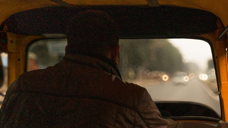 “Too far, Madam”: driver Rickshaw leaves Midway passengers, offers a life lesson, “Sometimes your journey …” | Tech Word News