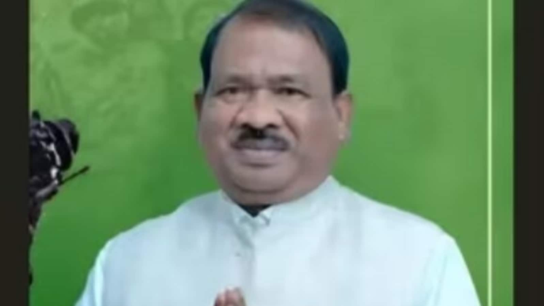 Minister of Education Jharkhand Ramdas Soren continues to support life, critical state Tech Word News