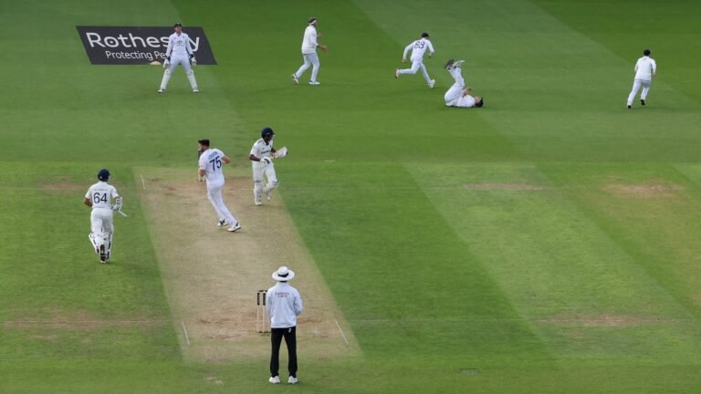 England frustrated by the running catches vs India in an oval test: Marcus Trescothick