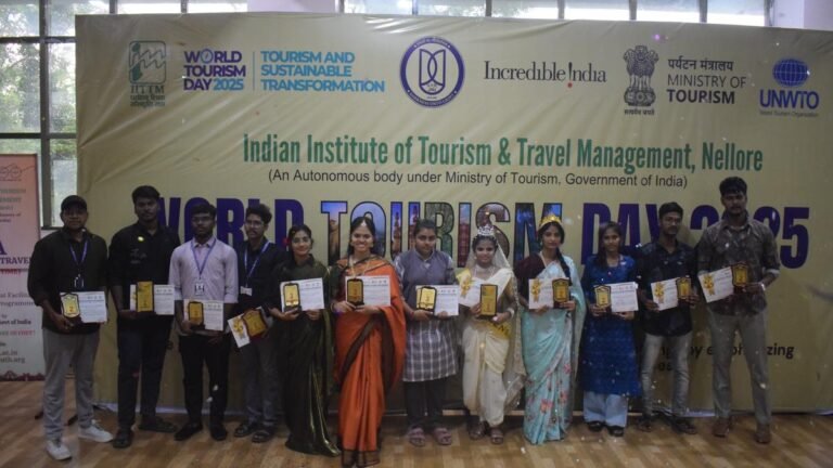 Students said to expand awareness of watching good practices as tourists