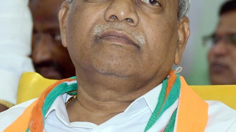 Karnataka Rain: MP distribute 2,500 food trains to flood villagers in Kalaburagagi