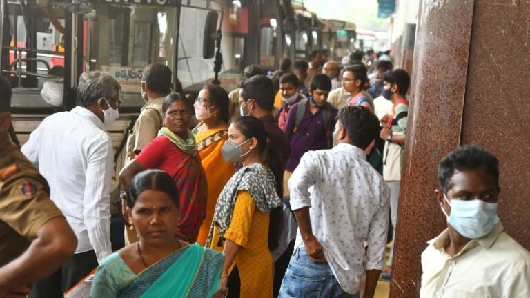Planned over 7,000 special buses for Dasar, Bathhukamma