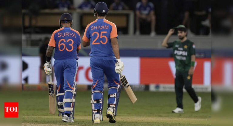 Dramatic 5 minutes in Dubai: Suryakumar Yadav Snubs Pakistani Handshake, India closed the opposition door | Cricket news – The Tech Word News