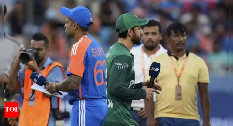 Suryakumar Yadav Snubs Asia Cup Final Trophy Photoshoot, Pakistan Captain Salman AGHA Poses alone | Cricket news – The Tech Word News