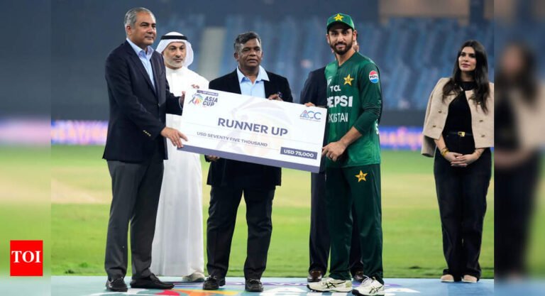Pakistani player remembers Scammed by the government: “PM’s Checks of PKR 25 Lakh bounced” | Cricket news – The Tech Word News