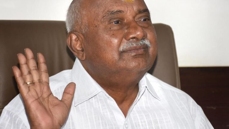 Siddaramaiah plays the Coruba card for its political survival, says BJP MLC Vishwanath