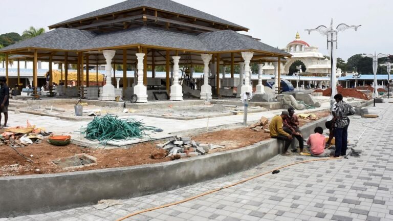 Dasara Expo gets the main transformation before the festival