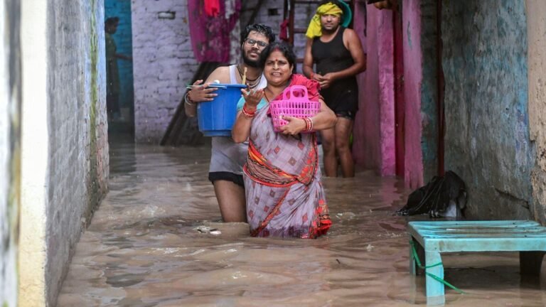 DELHI-NCR RAINS: Are schools closed today? Check traffic advice in the middle of a yellow IMD warning, overflowing Yamuna Tech Word News