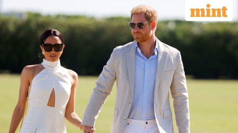 Prince Harry ‘Angry’ on exaggerated Curtsy Meghan Markle on Queen Elizabeth II in Netflix | Tech Word News
