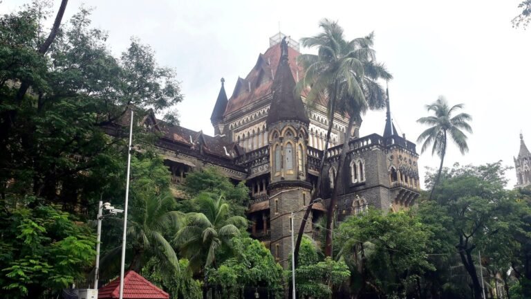 Notification of the Supreme Court in Bombay Maharashtra Govt over the challenge of GR to cancel birth certificates Tech Word News