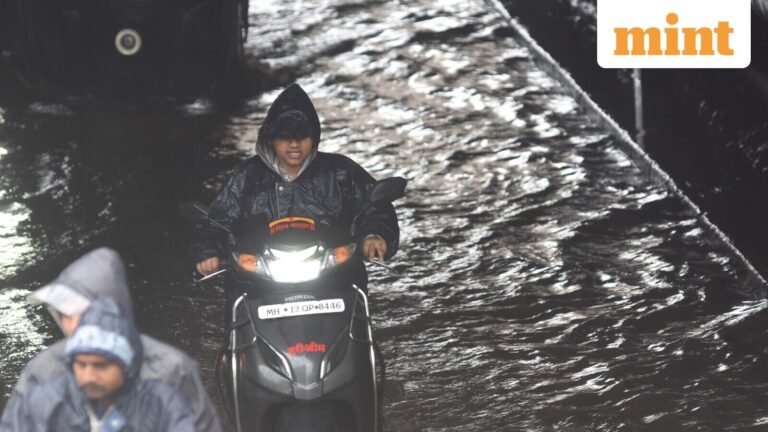 Zomato, swiggy riders turn the heroes in Hyderabad, save “hundreds” from rainwater; Post for x goes viral | Tech Word News