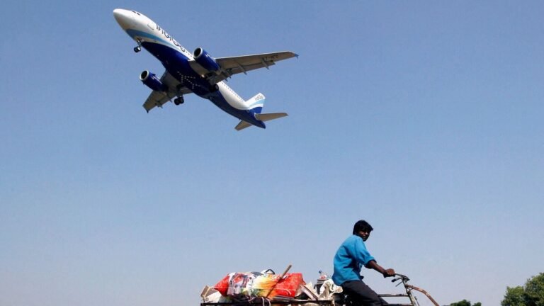 Let Indigo Kolkata canceled after bird strike returns to Nagpur | Tech Word News