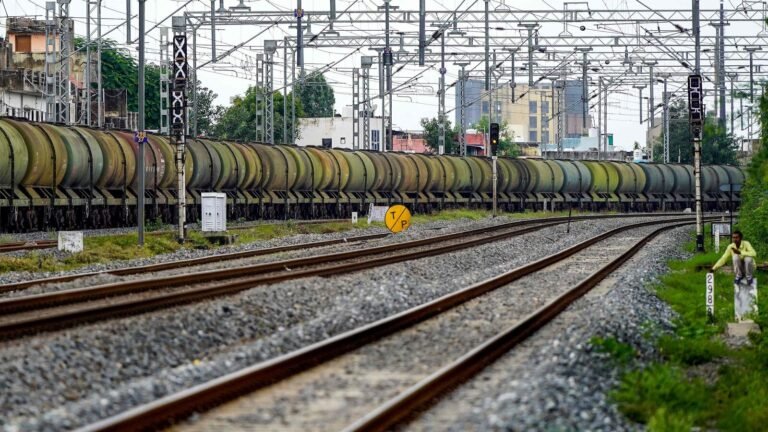 “Indian refinery signaling plans to reduce the import of Russian oil,” says US Congressman Brian Fitzpatrick | Tech Word News