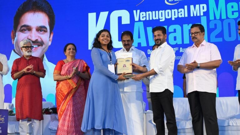 Young voters the key to changing the fate of the country, Revanth Reddy tells students keraly