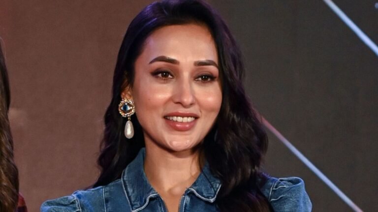 Uvashi Rautela, Mimi Chakraborts summoned by the Directorate for Enforcement of Law in the case of illegal bets | Tech Word News