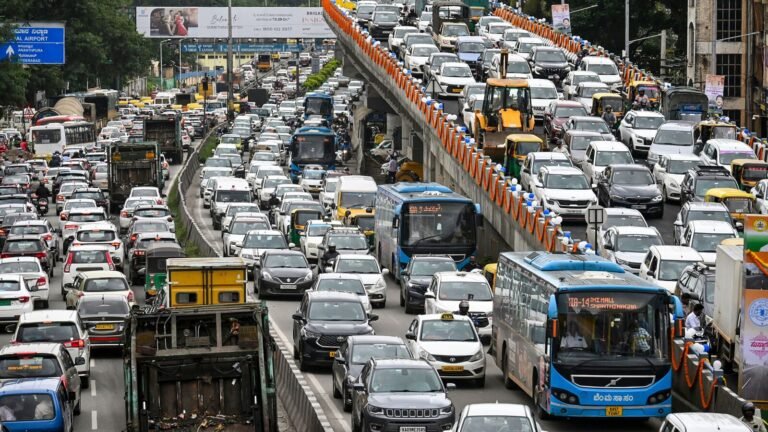 A 1-hour Bengaluru commute takes 4 hours, the Sparks debate-“the city held me as hostage” | Tech Word News