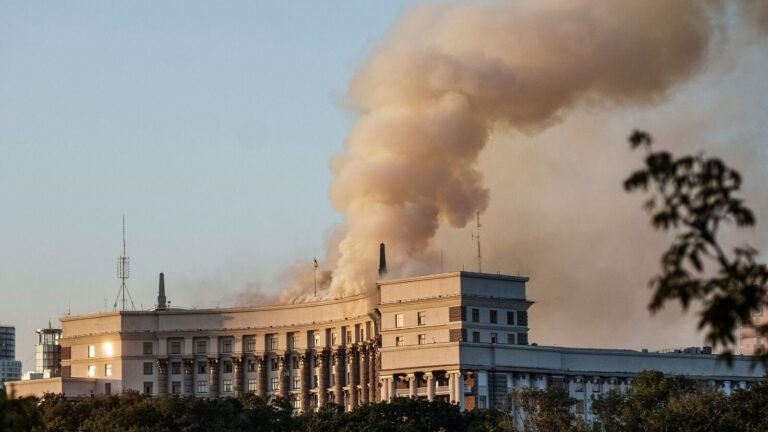 The main government building of Ukraine lit the “largest” air attack by Russia; 3 Dead | Tech Word News