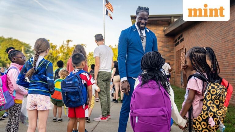 The head of the school Iowy des Moines Ian Roberts arrested. Ice asks, “How was this illegal alien hired …” | Tech Word News