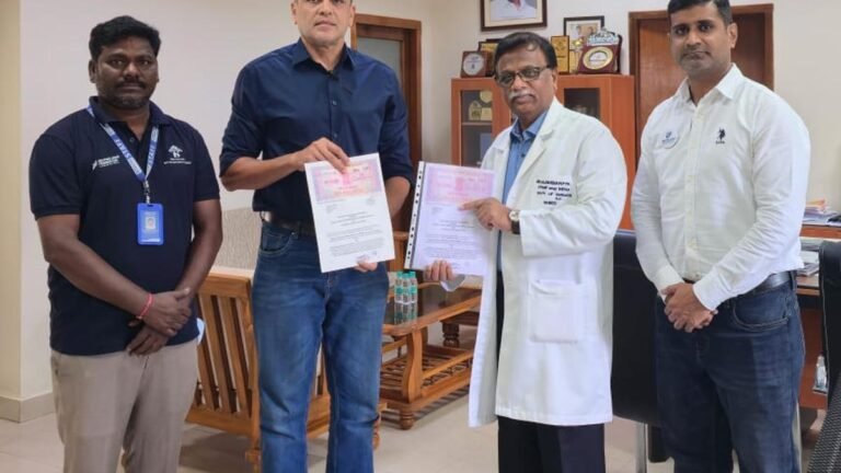 Six HelpDesks, running line help in nims to help patients