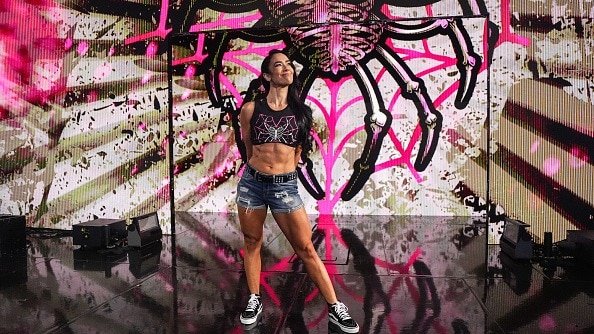 Aj Lee to return to WWE on Monday evening RAW Match against Becky Lynch