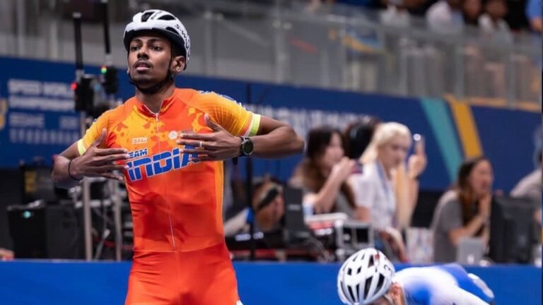 Anandkumar Velkumar wins 42 km marathon, becomes the first Indian champion with a double world of skating