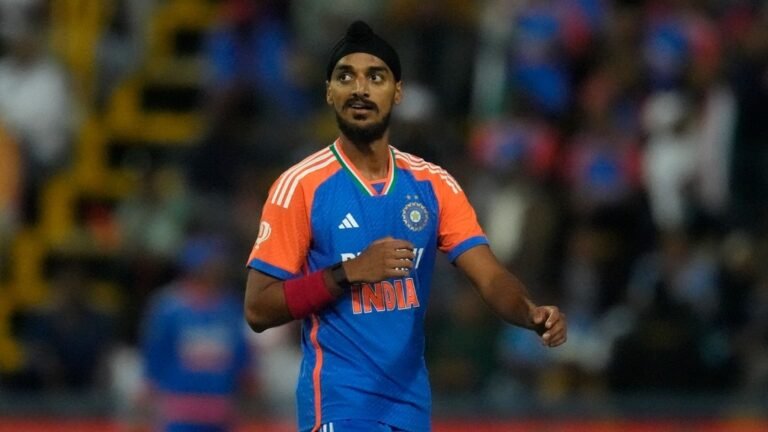 Asia Cup: Arshdeep Singh is missing again because India name unchanged XI vs Pakistan