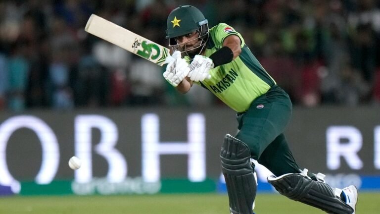 I want babar azam to play T20is, says Wasim Akram despite the Asia Cup Snub