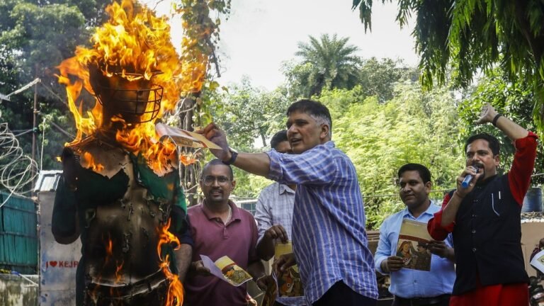 As loyalty, temptation stumped boycott when India clashed with then