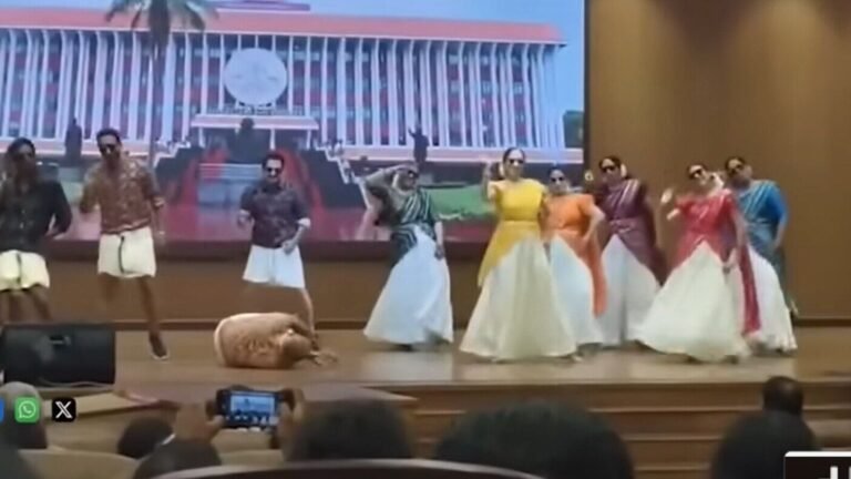 Caught on the camera: The employee of the Keral Assembly collapses on stage, dies during the celebration | Tech Word News