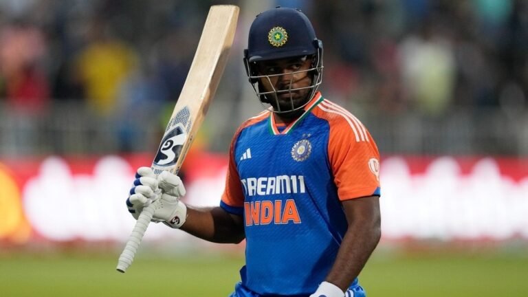 Asia Cup: Sunil Gavascar believes that Indian Sanju Samson cannot be left in reserves