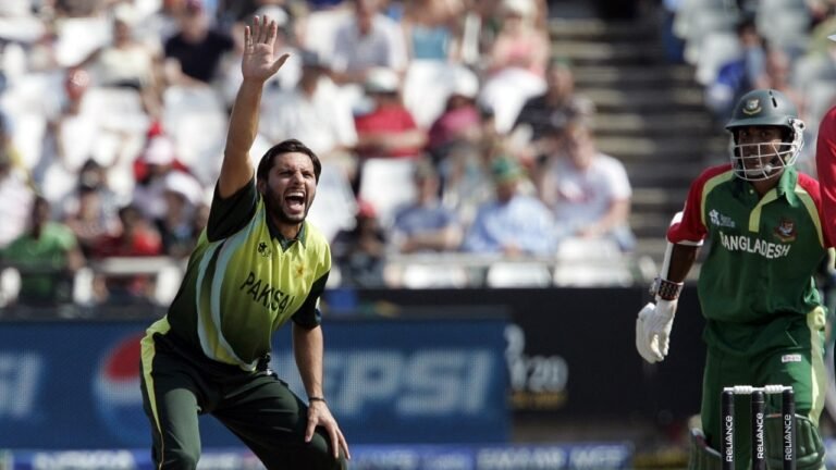 Do not consider Irfan Pathan as a man: Shahid Afridi hits back after the controversy of dog meat meat