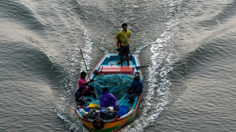 11 Nagapattinam Fishermen injured in Middle Sea attacks