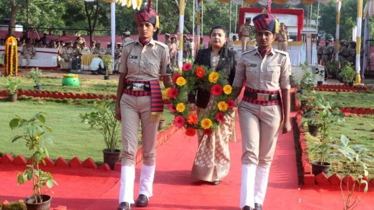 Continued service to society of retired police personnel commended