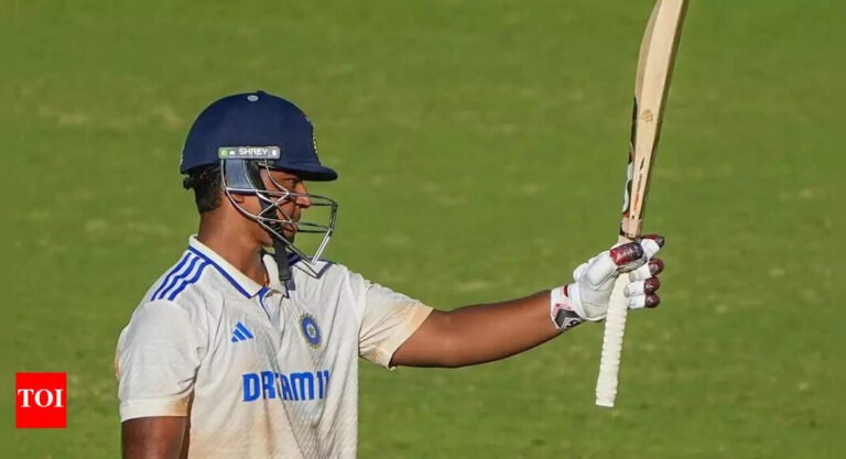 8 six and death look! 14-year-old brutal attack on Australian pitching vibhav SuryavANSHI-Follow | Cricket news – The Tech Word News
