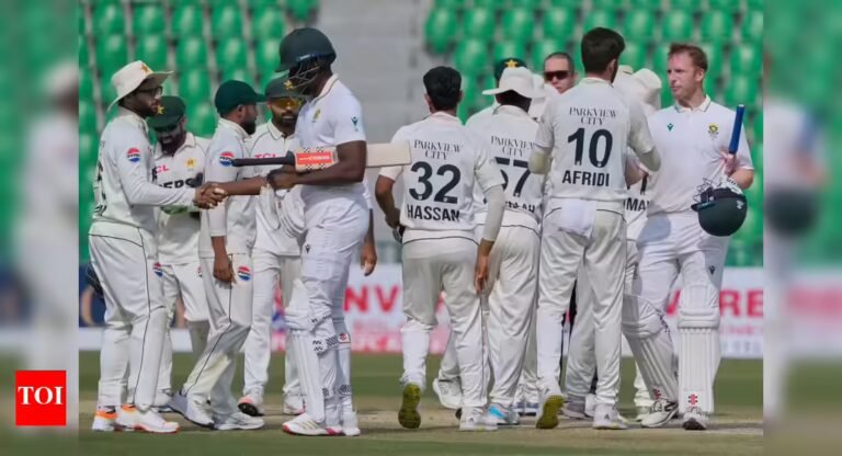 Handshake drama: Ramiz Raja and Aamer Sohail embark on India tour as Pakistan, South Africa exchange pleasantries | Cricket News – The Tech Word News