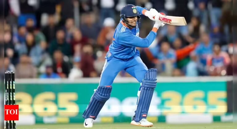 ‘Doing Virat Kohli’: Dinesh Karthik praises Shubman Gill’s calm dominance against Australia in rain-soaked clash | Cricket News – The Tech Word News
