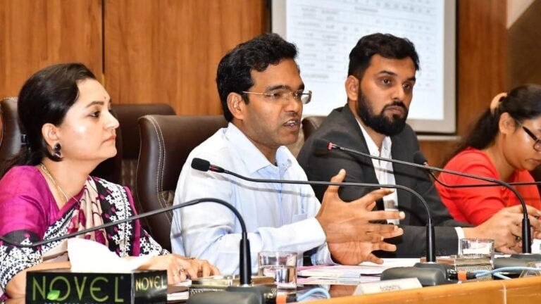 View notifications of the cause of the executive engineer Karnataka for delay in preparing the project estimate