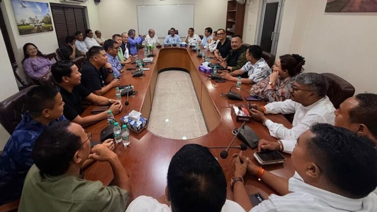 MLA BJP meet the floor, seek the end of the President’s government