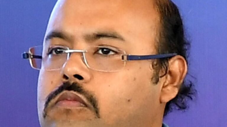 Amid talk of a change in leadership, the name of Satish Jarkiholi is floating in the Siddaramaiah camp